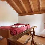 Appartamentino Su 2 Livelli Dosso del Liro