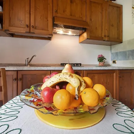 Appartamentino Su 2 Livelli Daire *